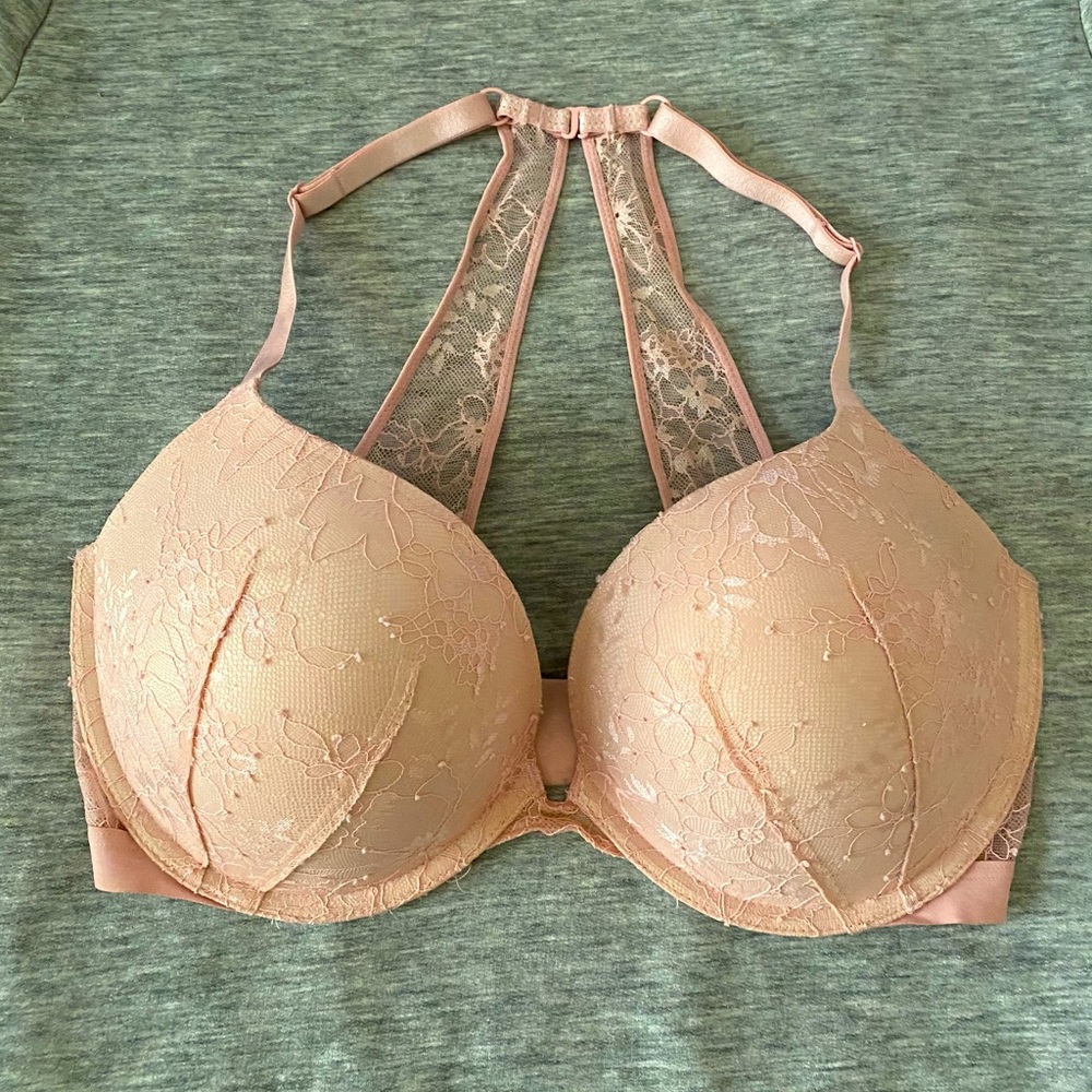 Victoria’s Secret 32DD Ballet Pink Push-Up Bra
